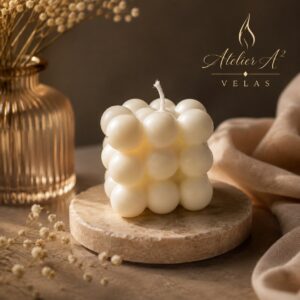 Foto da Vela Escultural Cubo Pérola — Atelier A² Velas