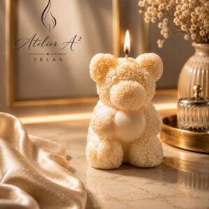 Foto da Vela Escultural Urso Floral Lumière — Atelier A² Velas